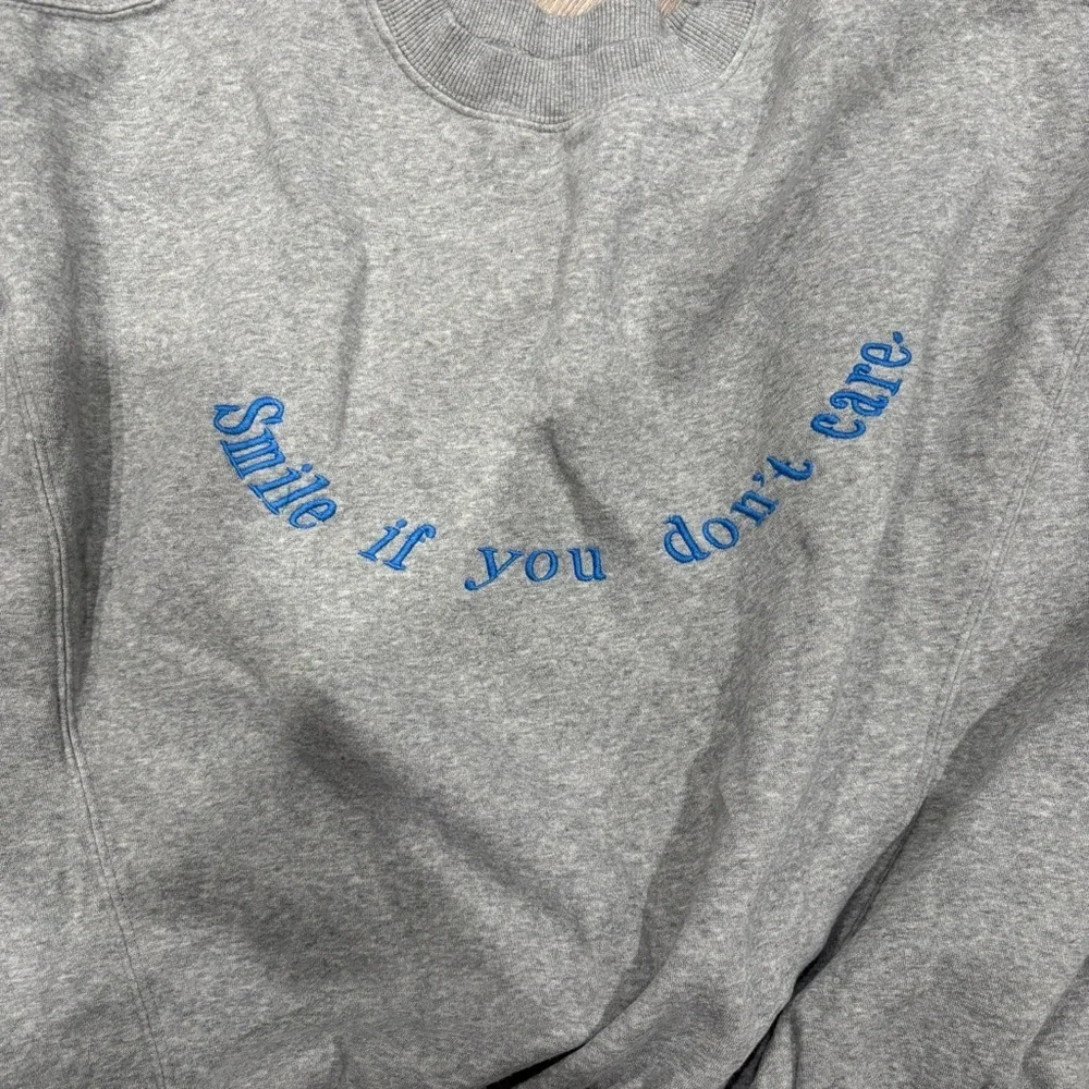 Urban Outfitters Embroidered Pullover Sweatshirt Size S